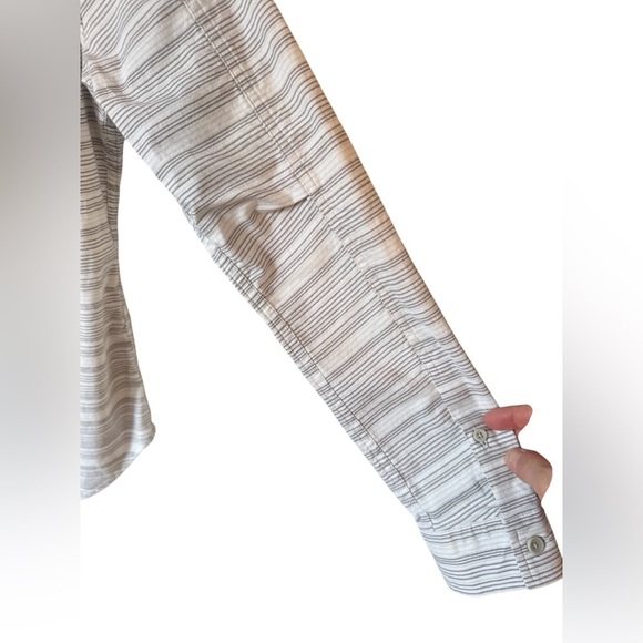 Lululemon Commission Long Sleeve Buttondown Qwick Oxford - Picture 10 of 14